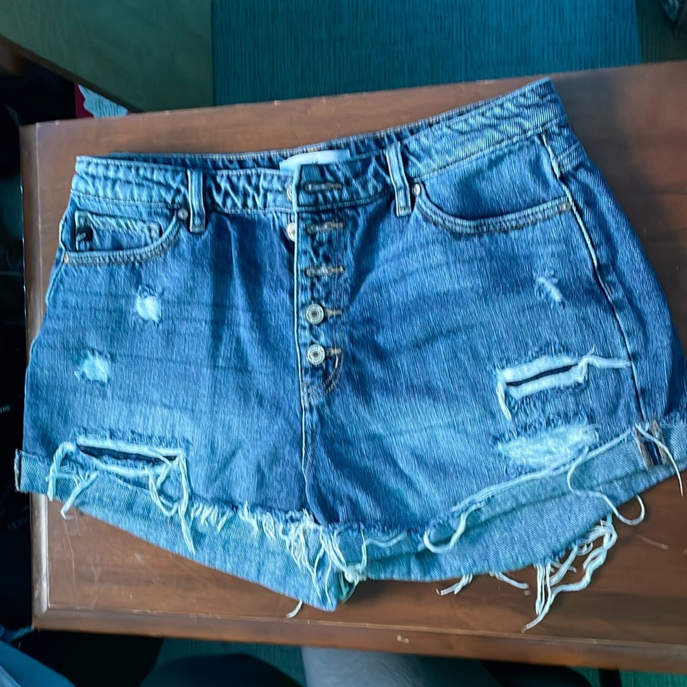 Never worn